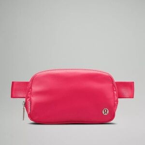 Lululemon Everywhere Belt Bag Glaze Pink